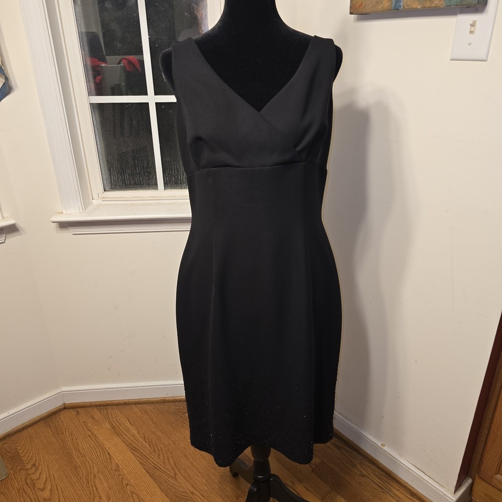 Liz Claiborne Black‎ Dress Womens 10 Sleeveless V Neck Knee Length Beaded Party